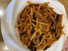 鱼香肉丝盖饭-华天二友居肉饼(宫门口店)