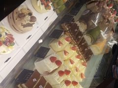 -Dough&Joe团憩(瑞虹天地月亮湾店)