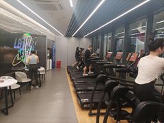 -乐刻健身(龙华红山6979店)