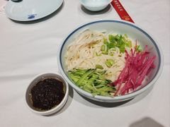 老北京炸酱面-惠丰堂饭庄·烤鸭·京味菜(民族大学店)