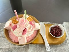 -茅草房·河畔园林火锅