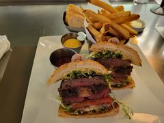 -db Bistro & Oyster Bar by Daniel Boulud(滨海湾金沙店)