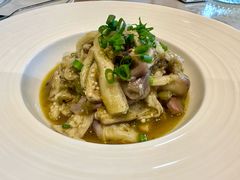 手撕烧椒茄子-渝信川菜 · 川味家常菜(财富购物中心店)