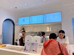 -兰熊鲜奶(西直门凯德mall店)