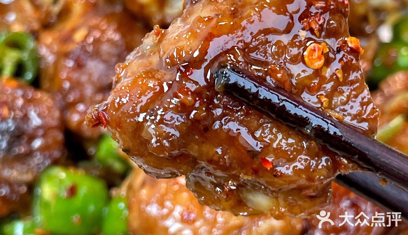 这样做的鸡翅也太费米饭了！