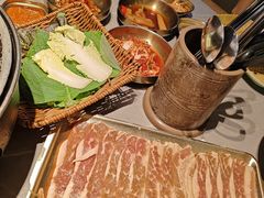 -草家酱蟹炭火烤肉店(珲春南路一店)