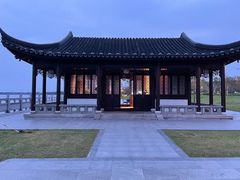 -上海滴水湖皇冠假日酒店