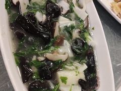 -侬佳蒸菜馆(听潮店)