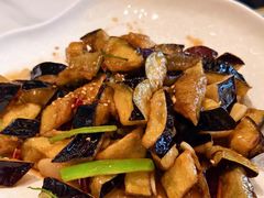 -梅飞酒家(名辉豪庭店)