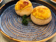 酥皮叉烧包-白天鹅宾馆-宏图府餐厅