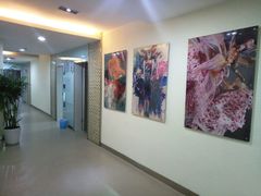 -粤港芭莎美容美发化妆学校