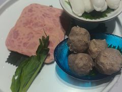 WM潮州牛肉丸-红鼎豆捞·非遗鲍皇汤火锅(宝丰路店)
