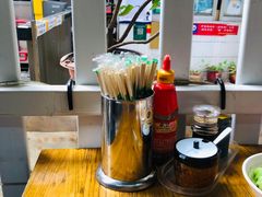-小梁哥云吞面(黄贝岭店)