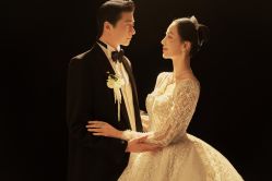 -喜爱高定婚纱摄影