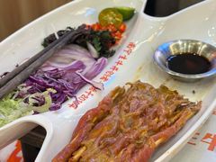 -威记烧嘢·南宁烧烤·超级生牛(绿地店)