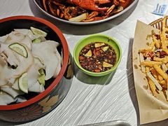 -石牌岭小亮蒸虾•湖北老字号(左岭店)