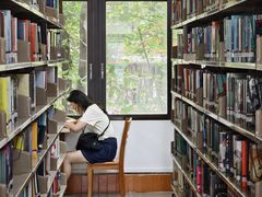 -荔湾区图书馆(周门馆)