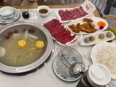 -鸿喜牛·潮汕鲜牛肉火锅(海浪湾店)
