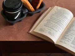 -M Stand(上海人民广场来福士店)