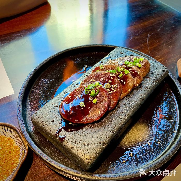 石葵(锦业时代店)酱烧火焰牛舌图片