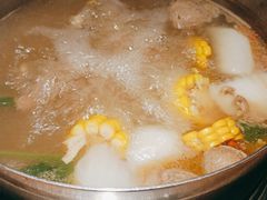 玉米萝卜牛骨锅底-海银海记潮汕牛肉火锅(新港中路海珠店)