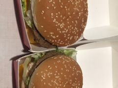 -麦当劳(轻轨曹杨路店)