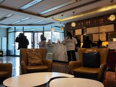 -潮漫酒店(北京通州环球度假区临河里地铁站店)