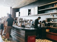 -星巴克臻选(武汉经开永旺梦乐城店)