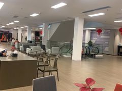 -深圳锦龙奥迪4S店(前海店)