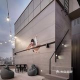 低调轻雅的顶层复式，住出另一种豪宅范！