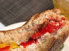 -Dough&Joe团憩(瑞虹天地月亮湾店)