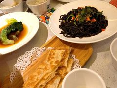 -小鱼小牛(世欧广场店)