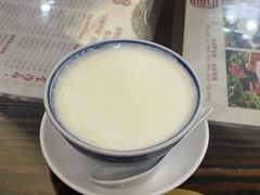 -周大娘牛乳(旧寨古村总店)
