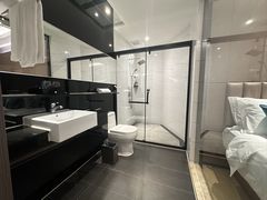 -蓬客精品酒店(南山海岸城购物中心店)