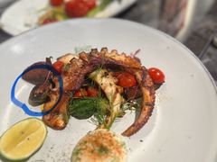 -LESCEDARS Brasserie Bistro香柏树