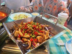 -昱龙大盆牛蛙馆(三兴街总店)