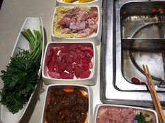 -海底捞火锅(武胜路凯德广场店)