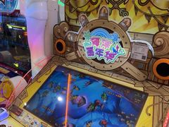 -反斗乐园π·电玩·高空拓展·蹦床(龙华天虹店)