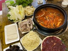-乳仔牛牦牛汤锅 烤羊排(松潘古城店)