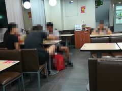 大堂-李先生牛肉面大王(北京站售票厅餐厅)