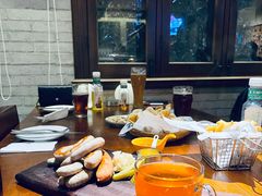 -麦落精酿啤酒餐吧(先农大院店)
