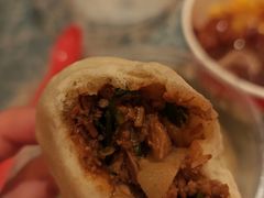卤肉包-老陶包子铺(南大西南村店)