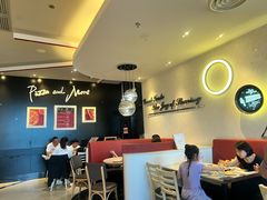 -必胜客(WOW万隆店)