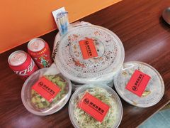 -捌贰虾蟹·江湖菜馆(江汉路店)