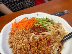 大理特色凉米线-云隐小厨·传统大理美食(复兴路店)