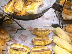 -Caidie Bakery采蝶轩(百越店)