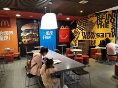 大堂-麦当劳(北京南站店)