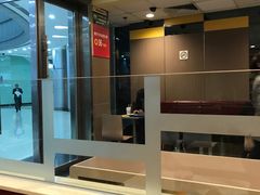 -麦当劳(华融店)