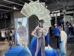 -迪桑特DESCENTE(北京三里屯BLANC店)