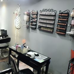 -茶发Salon·烫发染发理发